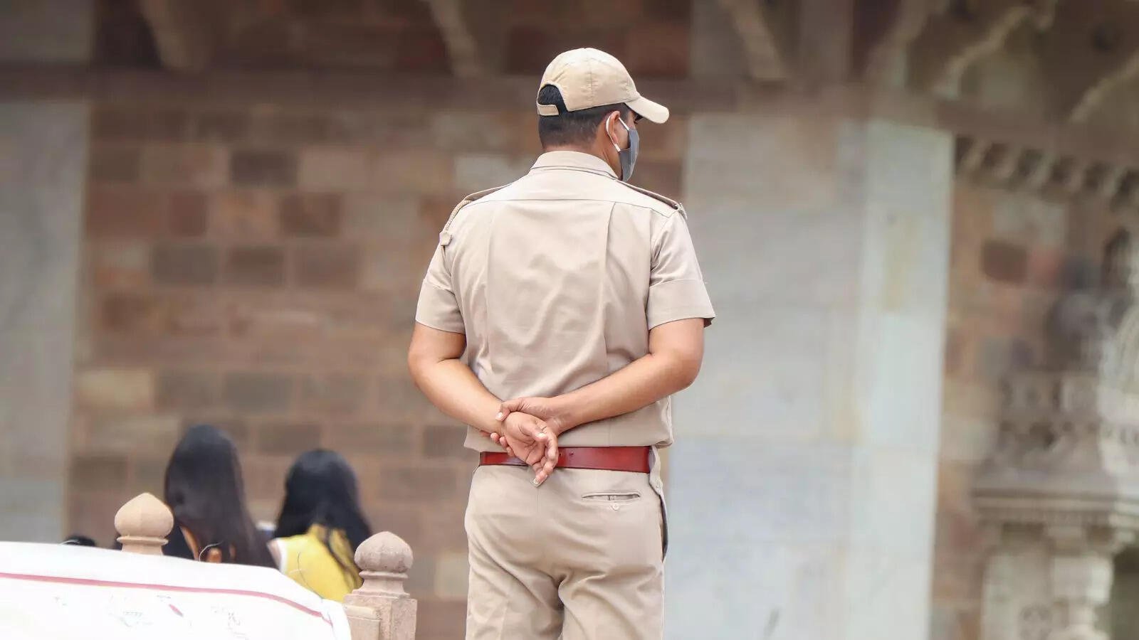You are currently viewing Devout thief does darshan first, then flees with temple donation box in Rajasthan