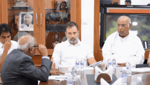 Read more about the article ‘Social Justice 2.0’: Mallikarjun Kharge’s photo ‘blocks’ Ambedkar portrait at Congress’s meet; BJP calls it ‘hypocrisy’