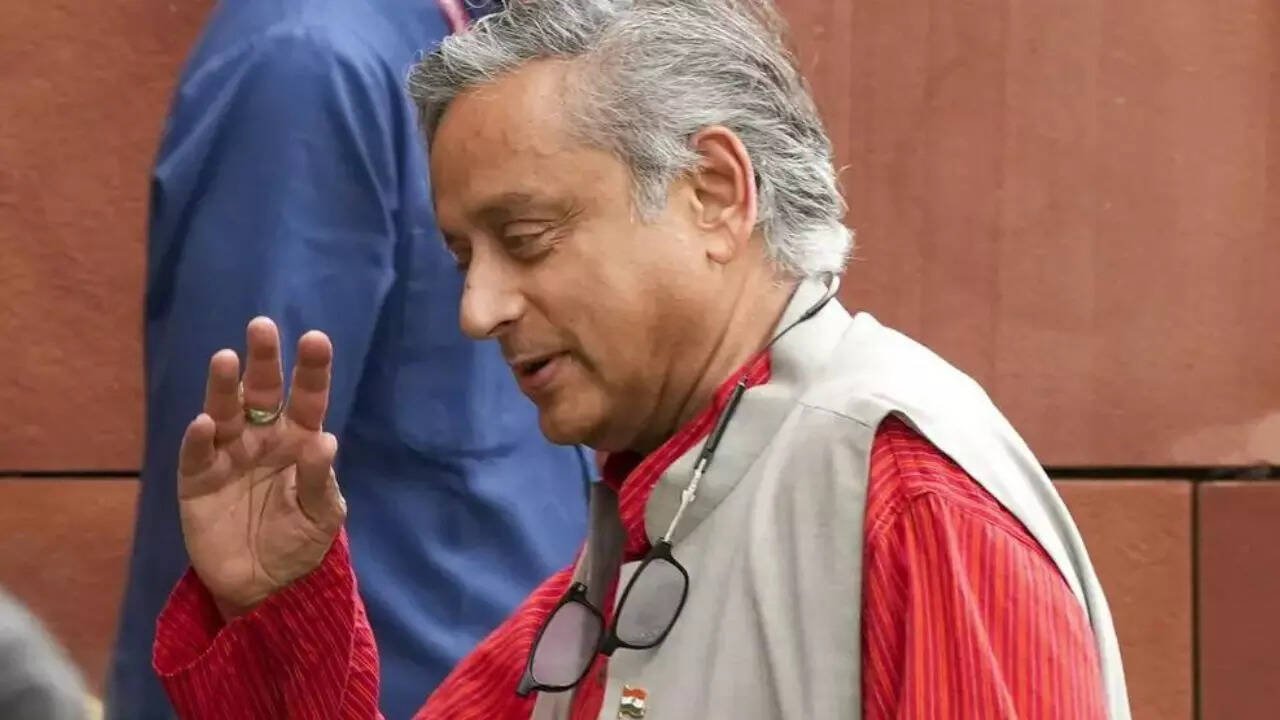 You are currently viewing Op Sindoor debate: How Tharoor took centre stage in LS; PM hints at Cong leader being ‘sidelined’