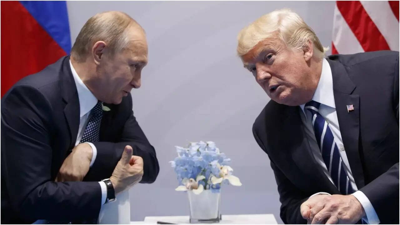 You are currently viewing ‘Really horrible war’: Trump tells Russia to ‘get deal where people stop getting killed’; again takes credit for India-Pakistan ceasefire