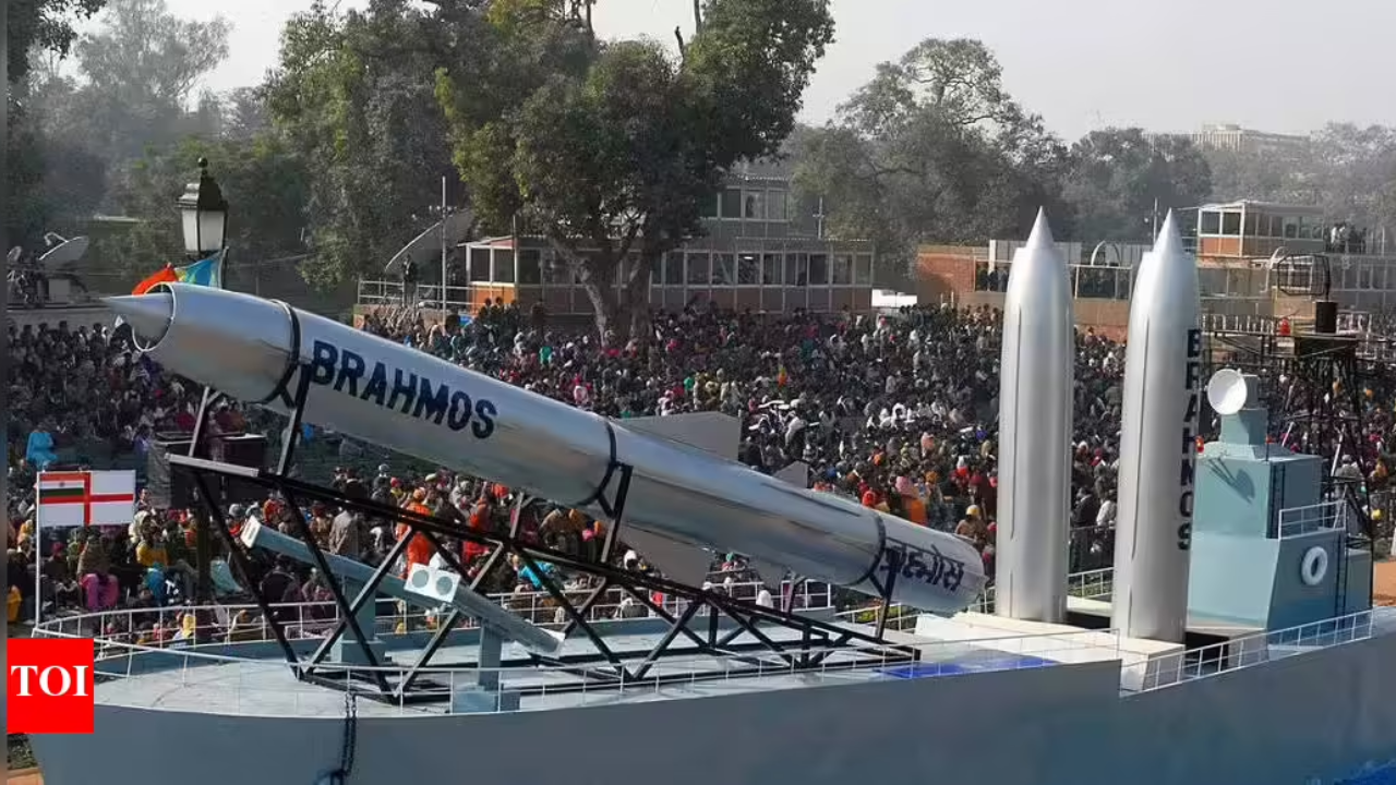 You are currently viewing Used in Operation Sindoor: IAF, Navy to place big order for BrahMos missile; what makes it crucial