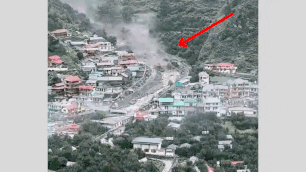 You are currently viewing Uttarakhand flash floods: Homes buried, roads blocked; PM Modi speaks to CM Dhami – latest developments