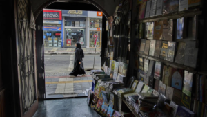 Read more about the article J&K: Omar government slams LG over book ban