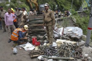 Read more about the article Uttarakhand flash floods: 164 airlifted from Dharali and Harshil to ITBP Matli; SDRF searches for stranded survivors