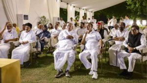 Read more about the article ‘Voter fraud’, SIR row: Kharge to host dinner for INDIA bloc MPs; what’s on agenda?