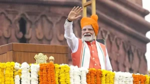 Read more about the article ‘Bland & hypocritical’: Opposition slams PM Modi’s Independence Day speech; raises objection over RSS mention