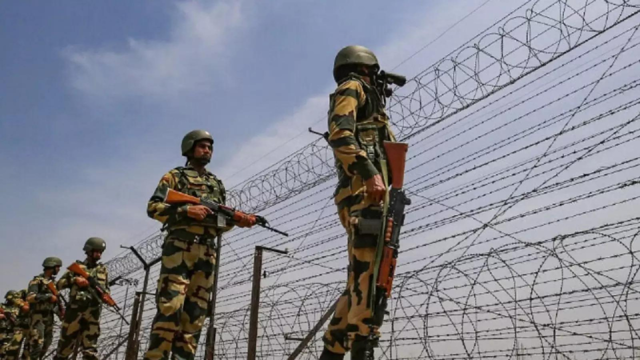 You are currently viewing BSF nabs senior Bangladesh cop; infiltration attempt foiled; handed over to Bengal police