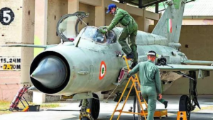 Read more about the article The last sortie: IAF chief flies MiG-21 into history