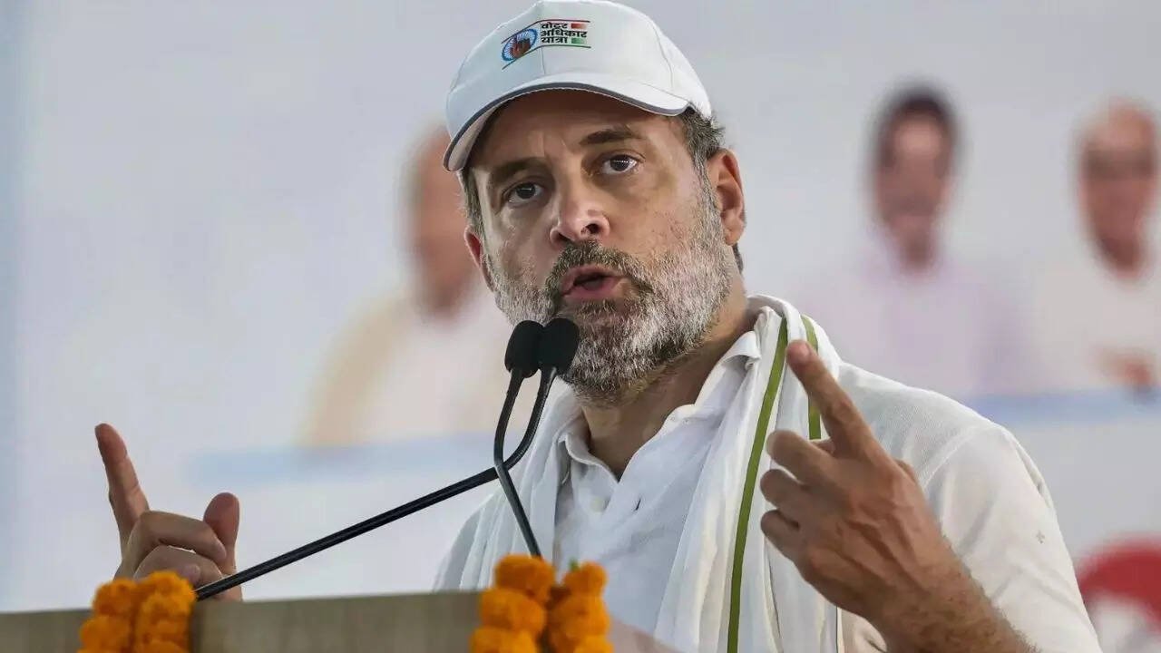 You are currently viewing Operation Sindoor: Rahul Gandhi claims PM Modi ‘halted’ strikes 5 hours after Trump’s ultimatum; attacks Centre