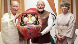 Read more about the article What is Daruma Doll gifted to PM Modi in Japan? Why the Indian-origin doll has no limbs, eyes