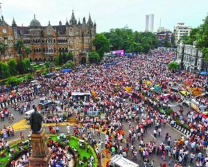 Read more about the article Jarange begins fast as 30k supporters bring traffic to a halt in south Mumbai