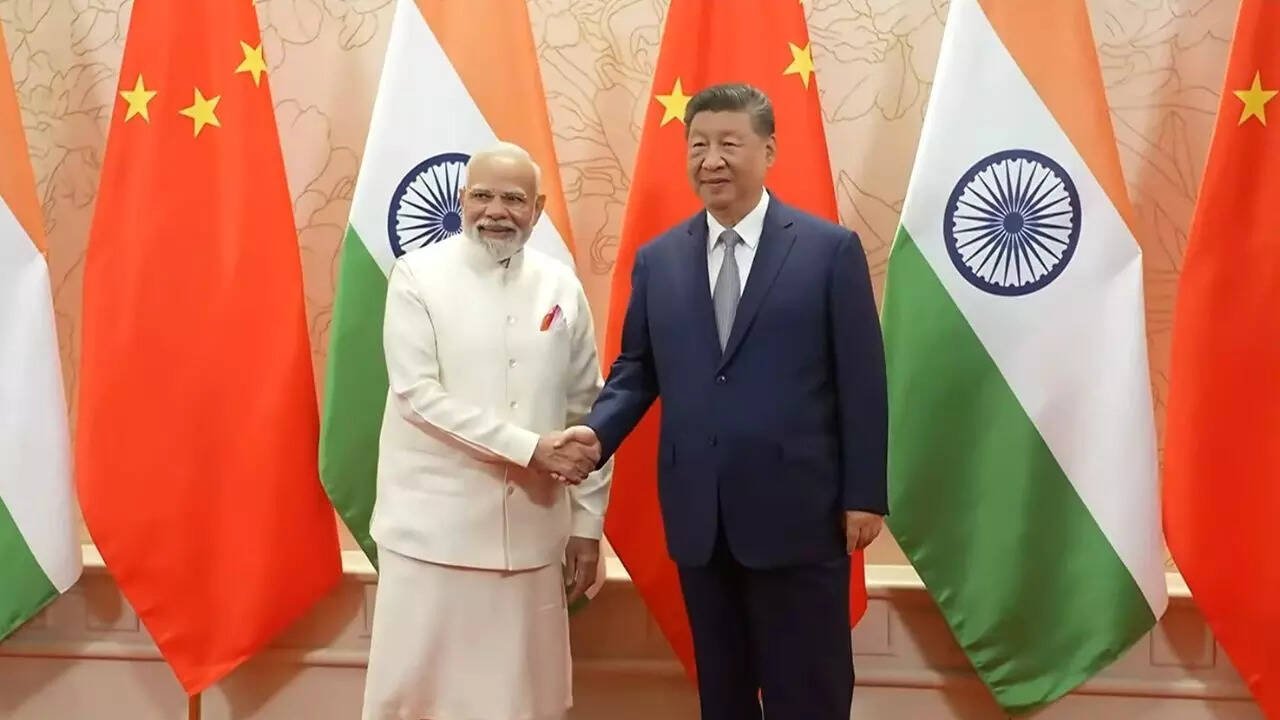 Read more about the article Welfare of 2.8 bn people is linked to India-China ties: PM Modi to President Xi