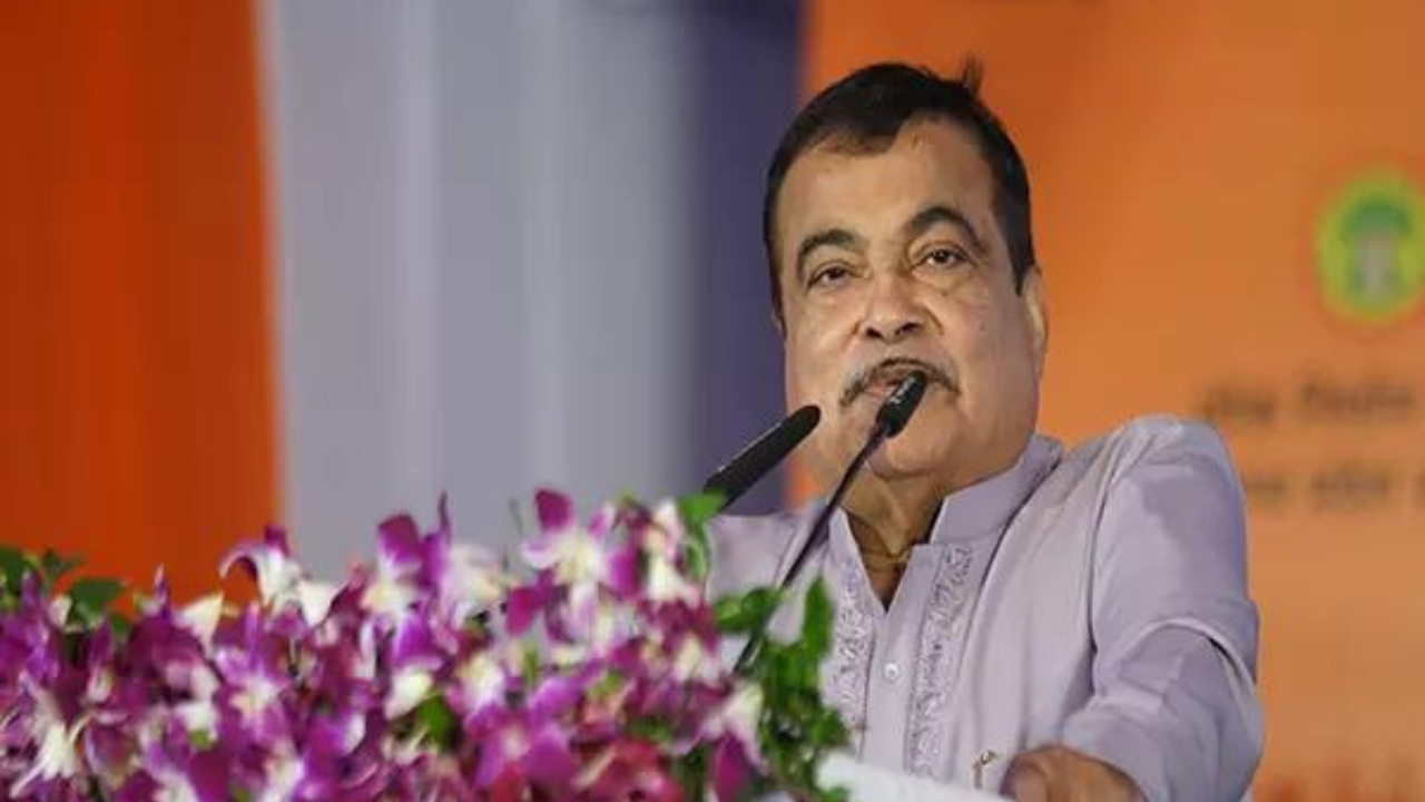 Read more about the article What’s needed to succeed in politics? Nitin Gadkari says skill to fool people – watch
