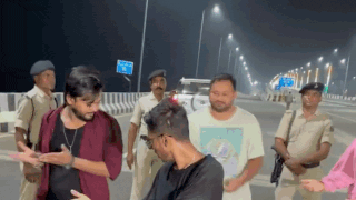 You are currently viewing ‘Hum Modi ji ko nachaate hain’: Tejashwi Yadav makes dance reel with Bihar youth – watch