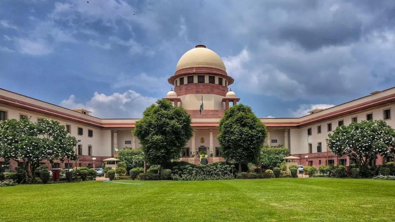You are currently viewing Bengal differs with TN in SC, asserts governor’s discretionary powers on bills
