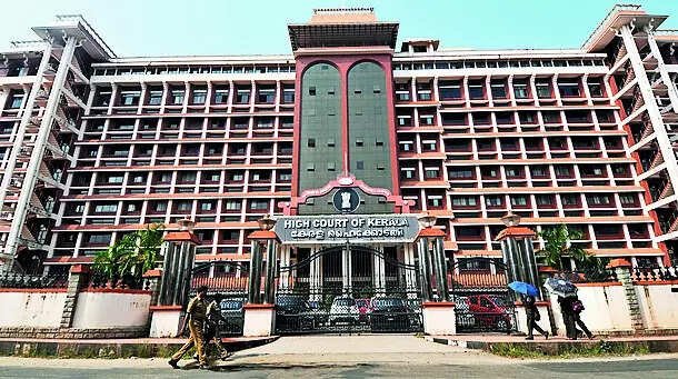 You are currently viewing Kerala high court denies citizenship to Pakistan-born sisters