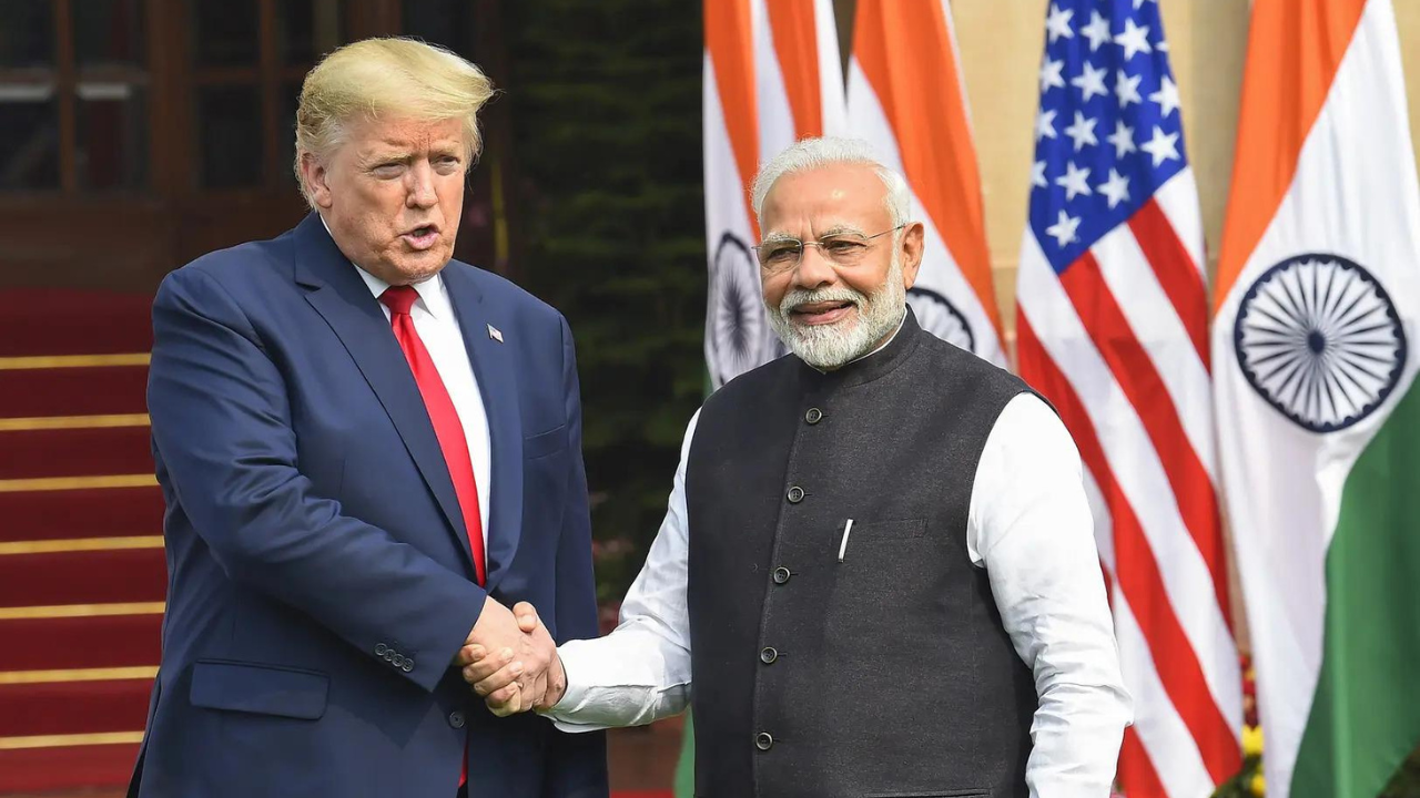 You are currently viewing Donald Trump, PM Modi defuse tensions with indirect contact, but differences remain