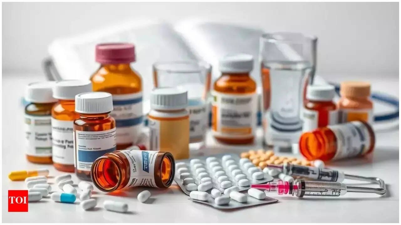 You are currently viewing Government fixes retail price of 42 common drug formulations