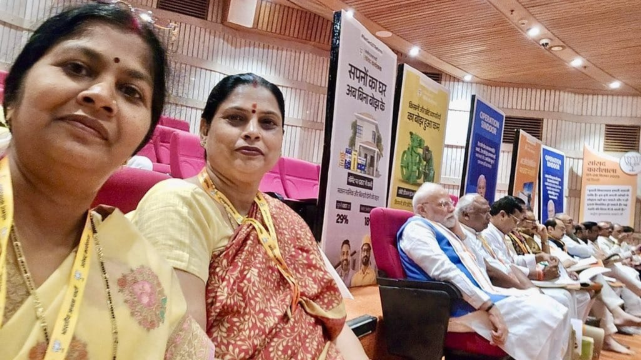 You are currently viewing ‘Strength of BJP’: PM Modi sits in last row during NDA workshop; MP shares photo