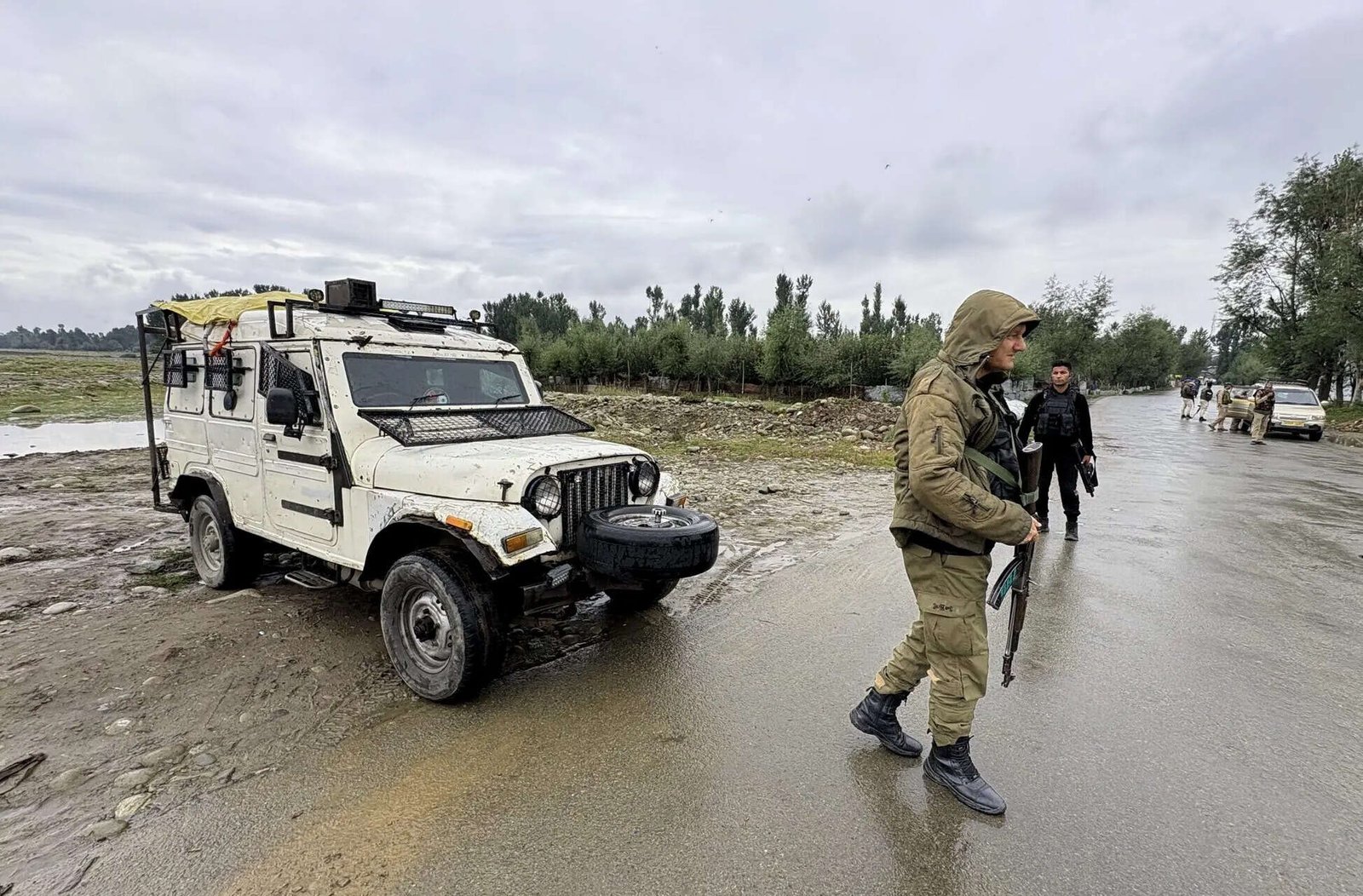 You are currently viewing Operation Guddar: Two army personnel killed in Kulgam encounter; two terrorists eliminated