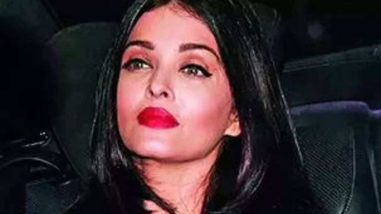 You are currently viewing Aishwarya moves Delhi HC seeking protection of personality rights