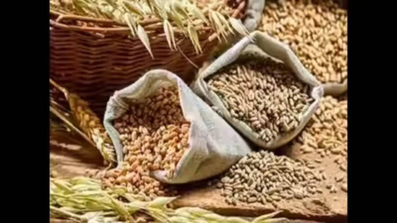 You are currently viewing Centre urges states to weed out ineligible beneficiaries, add deserving under food security scheme by month-end