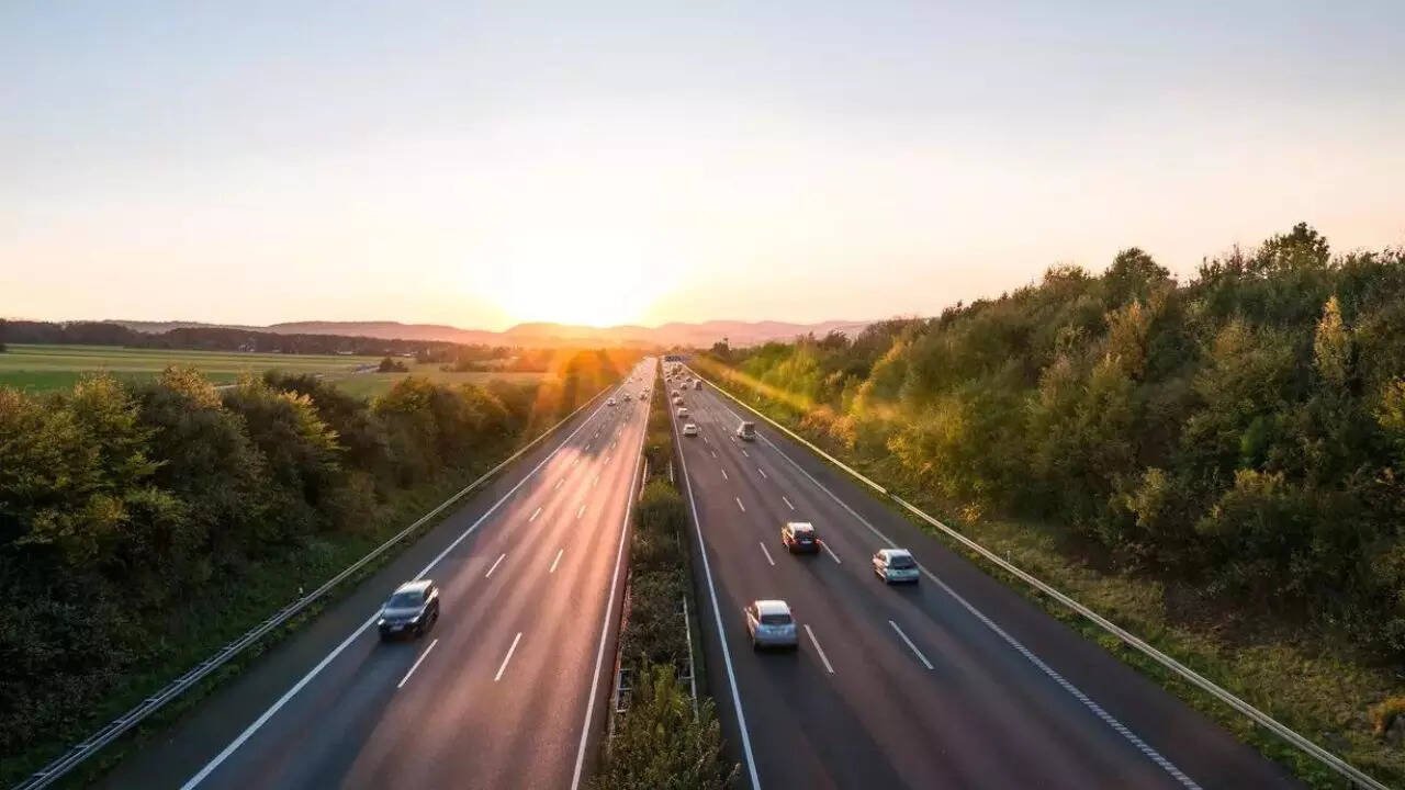 You are currently viewing Cabinet okays Rs 7,616 crore infra projects in poll-bound Bihar